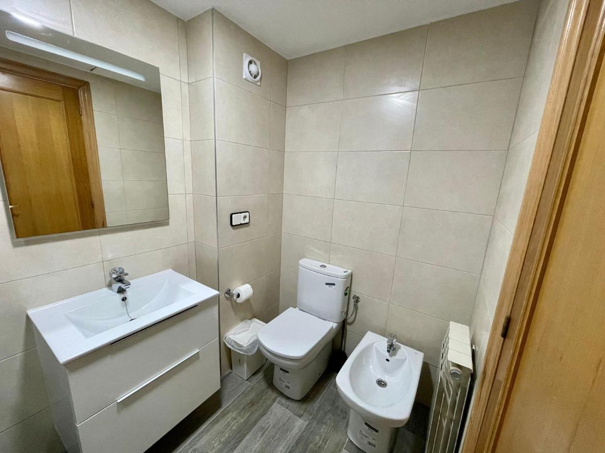 For A Stay Santillana Plaza Салоу Екстериор снимка